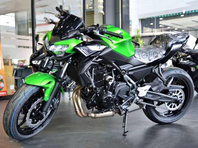 Carenados Moto Kawasaki Ninja Z650 2020-2023 - Verde Negro